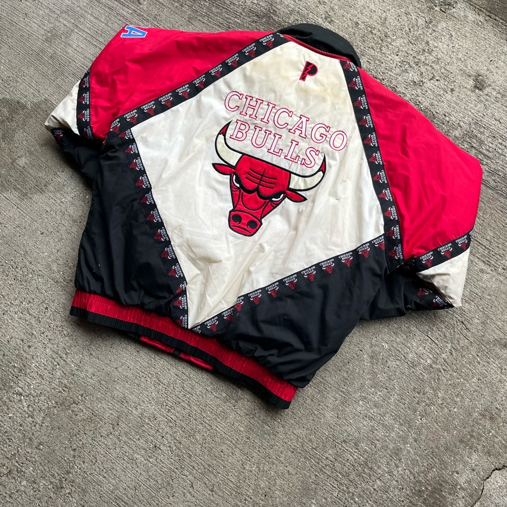 90s Pro Player Chicago Bulls Puffer Jacket